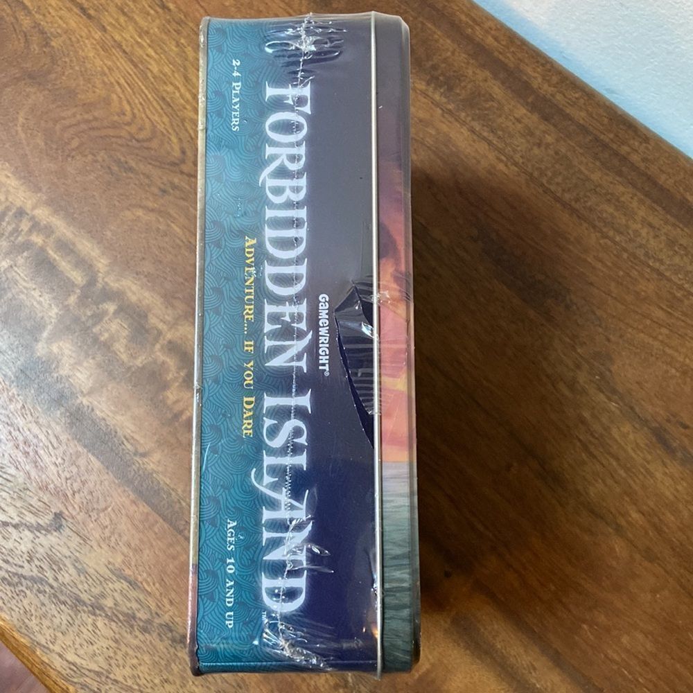 Forbidden Island Gamewright Game New - Picture 3 of 8